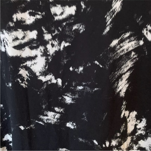 Women’s LuLaRoe Long Sleeve Soft Black Tye Dye Look Extra Small Top - Picture 9 of 13